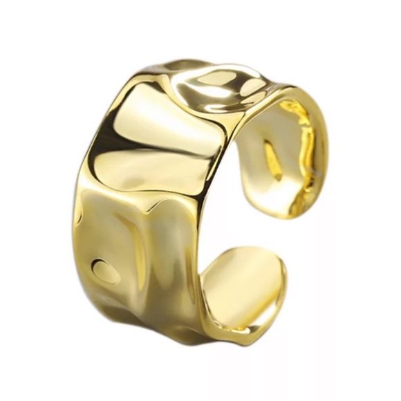 18K GOLD PLATED IRREGULAR RESIZABLE WIDE BAND RING HAMMERED - Picture 2 of 4